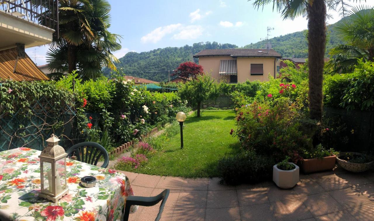 Villa Casa Tiziana Lavena Ponte Tresa Exterior foto